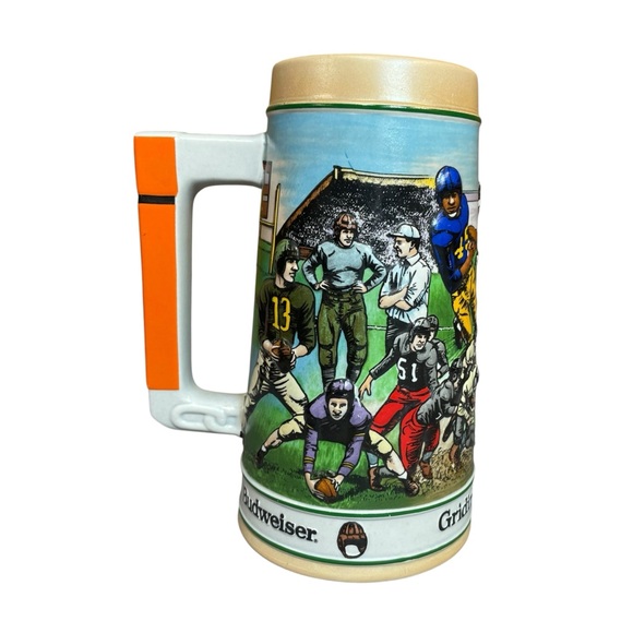 Budweiser sports series beer stein featuring basketball theme from 1991 - Picture 1 of 6